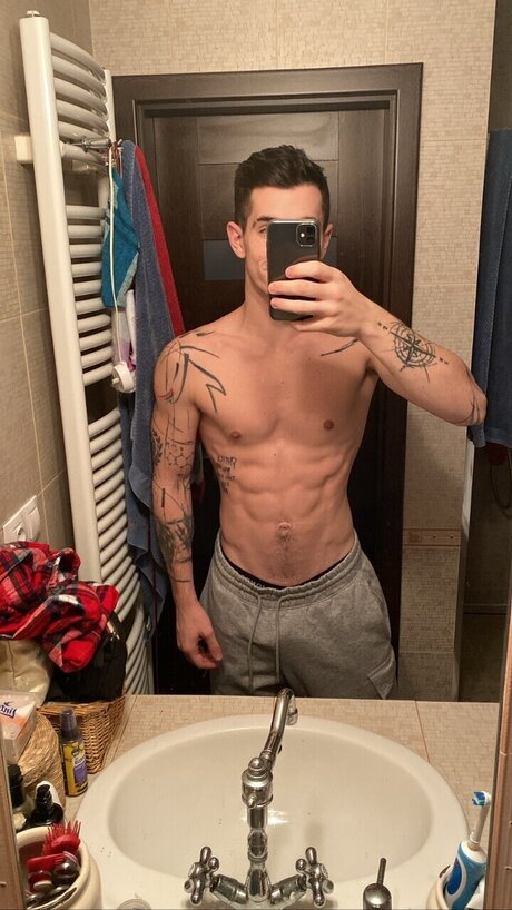 Photo nue de fuite OnlyFans de Johnson Johanson