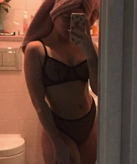 Photo nue de fuite OnlyFans de Marrry