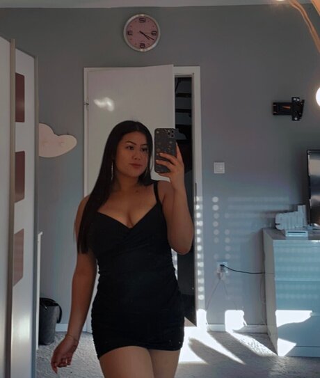 Photo nue de fuite OnlyFans de Mimi