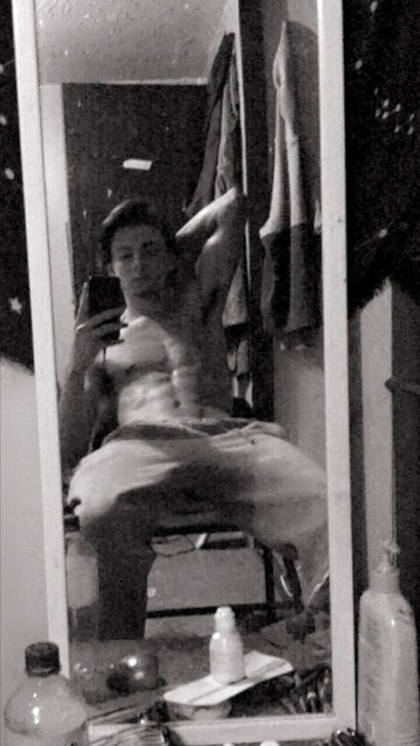 Photo nue de fuite OnlyFans de Alabamaboy21