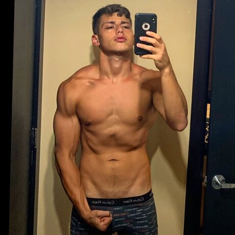 Photo nue de fuite OnlyFans de Eric Akopyan