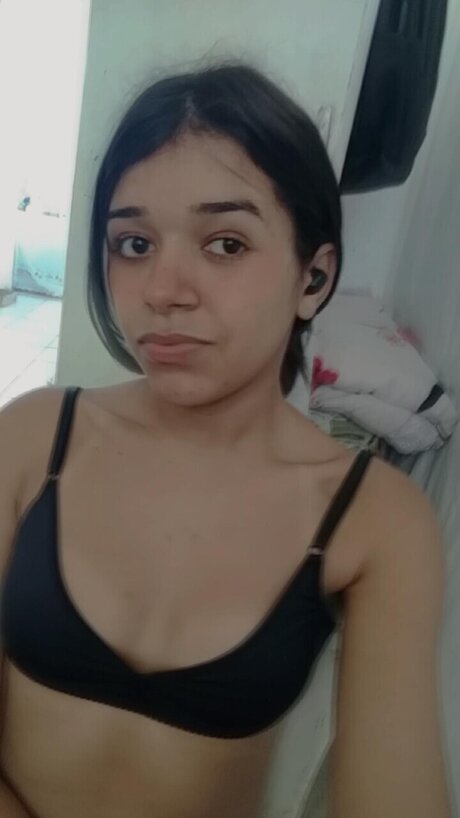 Photo nue de fuite OnlyFans de Emanuelly
