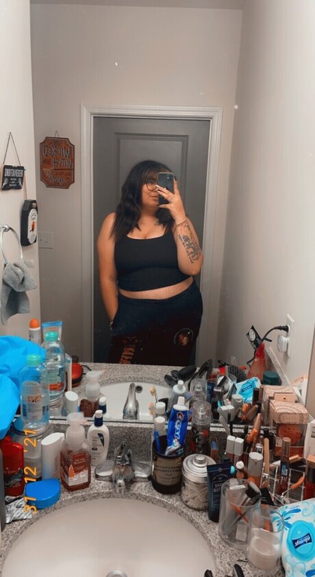 Photo nue de fuite OnlyFans de Kellwthebigbitties