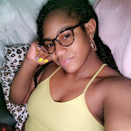 Photo nue de fuite OnlyFans de  Ivy Locs 