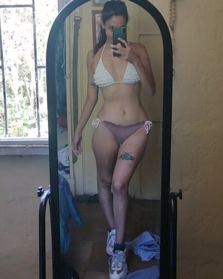 Photo nue de fuite OnlyFans de Mahy