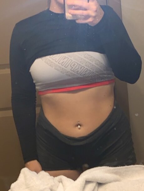Photo nue de fuite OnlyFans de Harley