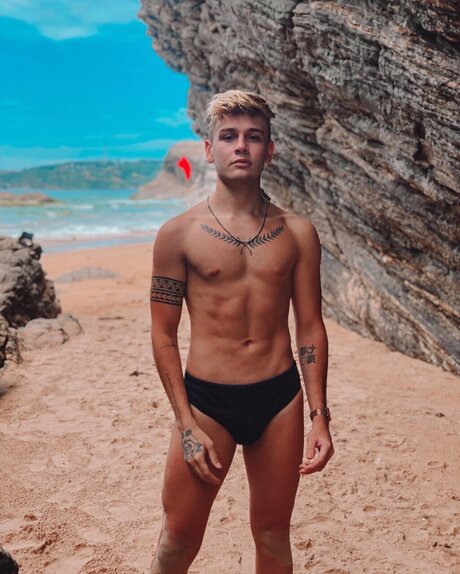 Photo nue de fuite OnlyFans de Guilherme Gonalves