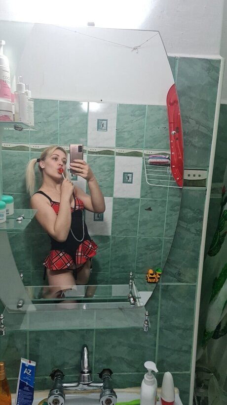Photo nue de fuite OnlyFans de Lacra