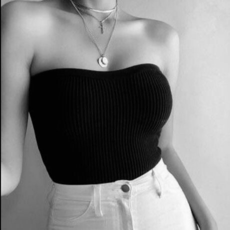 Photo nue de fuite OnlyFans de Bernadette