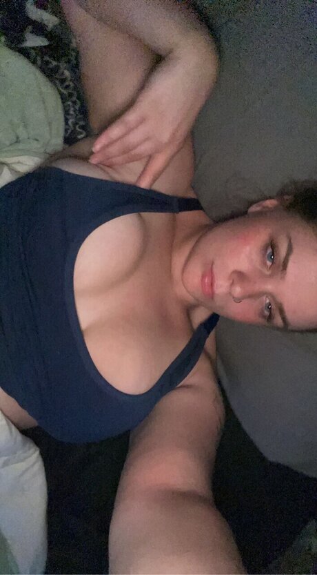 Photo nue de fuite OnlyFans de Mikaj