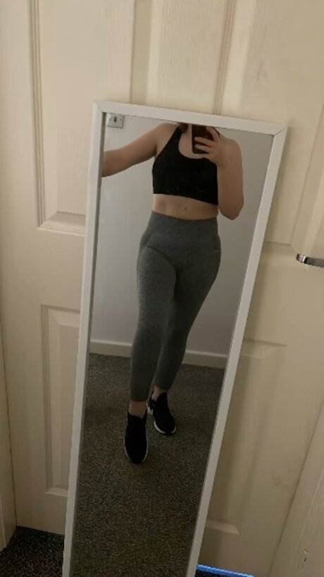 Photo nue de fuite OnlyFans de Louisew