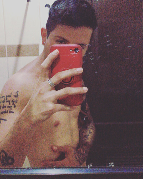 Photo nue de fuite OnlyFans de Jesus Rodrguez