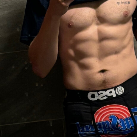 Photo nue de fuite OnlyFans de Town0690