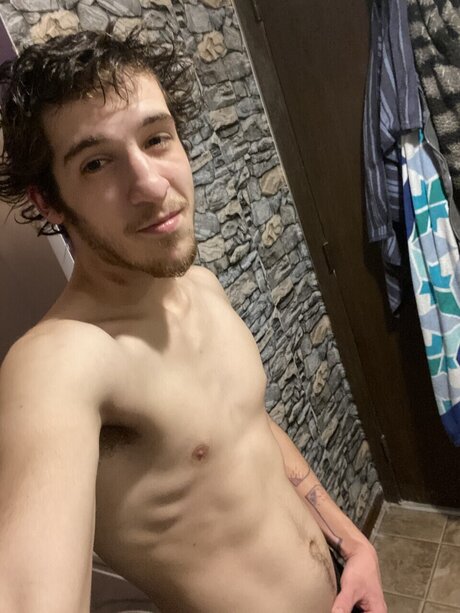 Photo nue de fuite OnlyFans de Joshua Byram