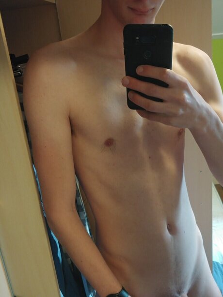 Photo nue de fuite OnlyFans de George