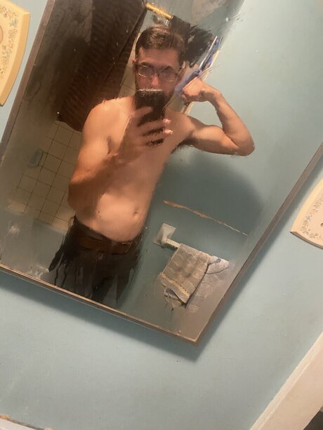 Photo nue de fuite OnlyFans de James