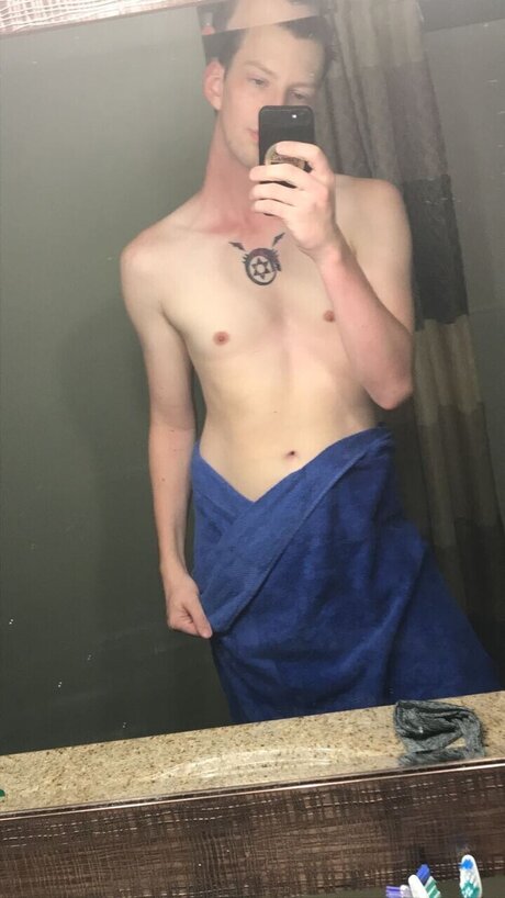 Photo nue de fuite OnlyFans de Tyler Gelsey