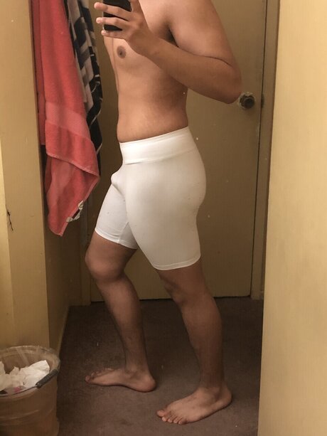 Photo nue de fuite OnlyFans de Legnaz