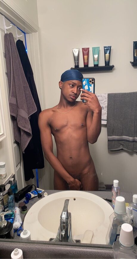 Photo nue de fuite OnlyFans de Justin