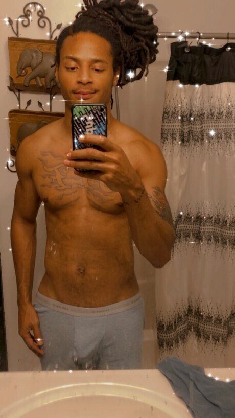 Photo nue de fuite OnlyFans de Whisperer