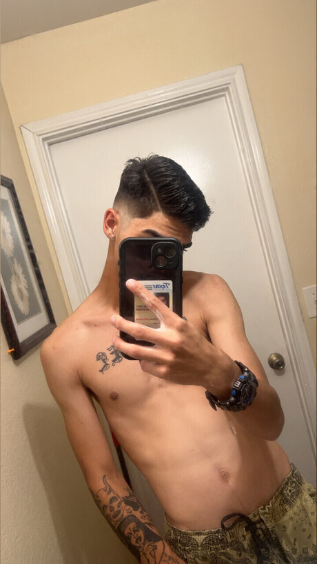 Photo nue de fuite OnlyFans de Mkswaggerz