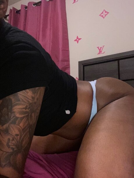 Photo nue de fuite OnlyFans de Prettyfacegirlyy