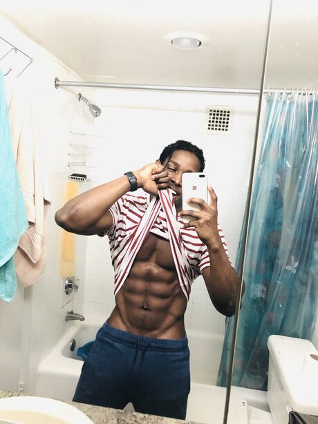 Photo nue de fuite OnlyFans de Colinsydney