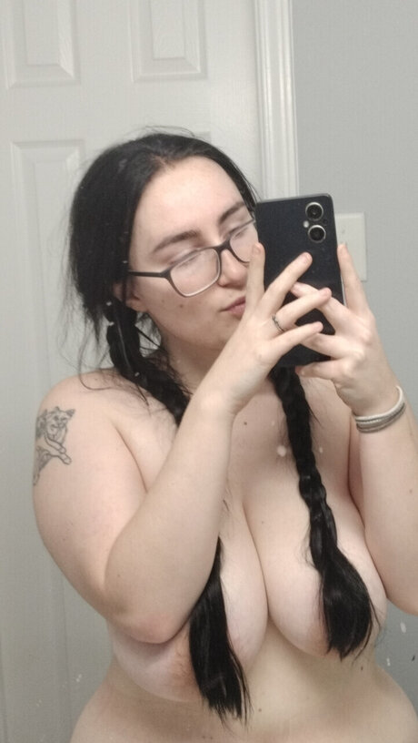 Photo nue de fuite OnlyFans de Citrus Froggy