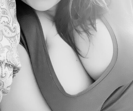 Photo nue de fuite OnlyFans de Vale