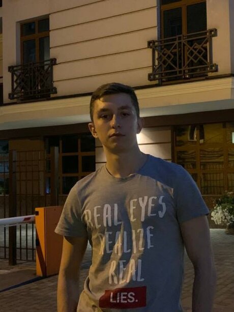 Photo nue de fuite OnlyFans de Vladyslav Kustenko