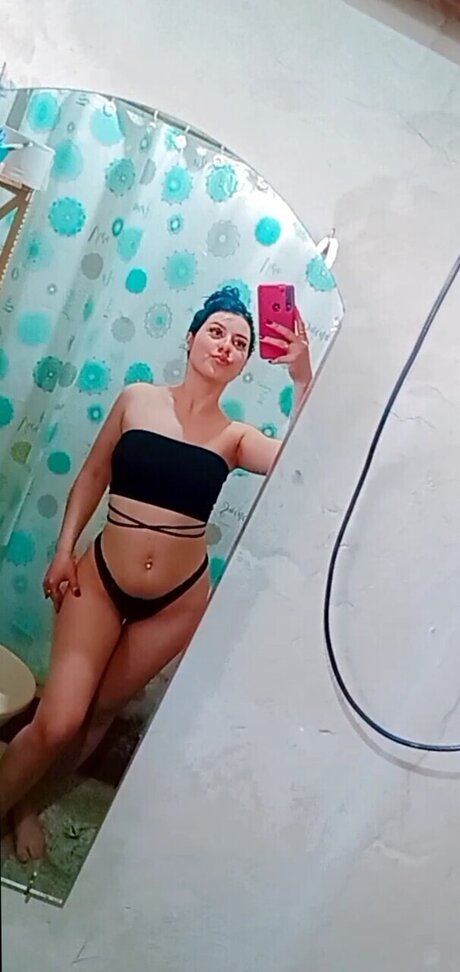 Photo nue de fuite OnlyFans de Karen