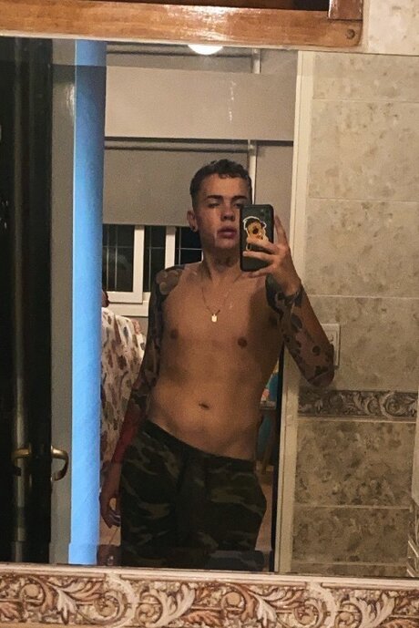 Photo nue de fuite OnlyFans de Ss
