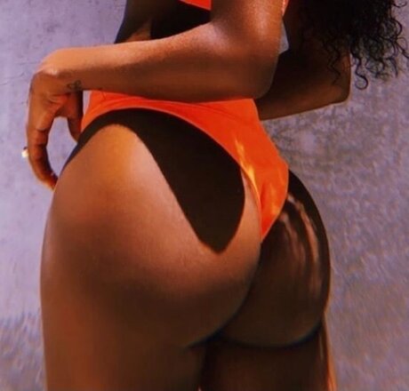 Photo nue de fuite OnlyFans de Saby Nice