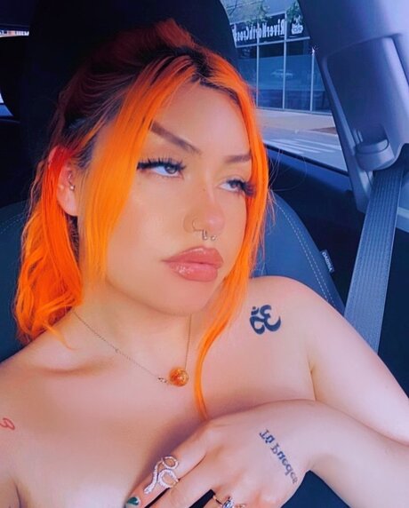 Photo nue de fuite OnlyFans de Selenaspinzzz