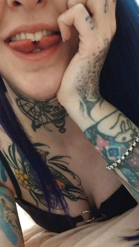 Photo nue de fuite OnlyFans de Lu