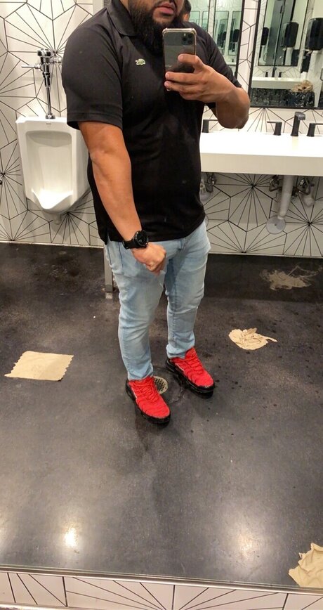Photo nue de fuite OnlyFans de Omar