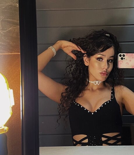 Photo nue de fuite OnlyFans de Ts Juli 