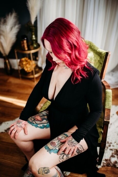 Photo nue de fuite OnlyFans de Magenta Lecorpse
