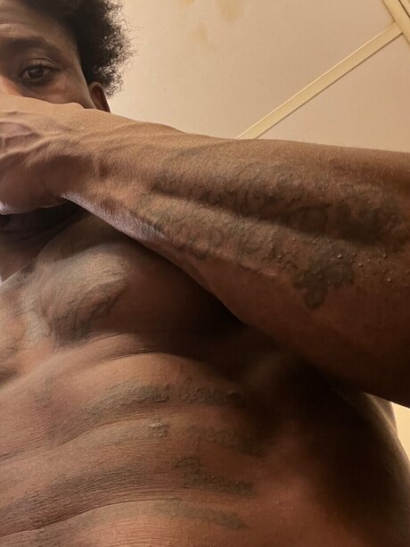 Photo nue de fuite OnlyFans de Juan Pablo