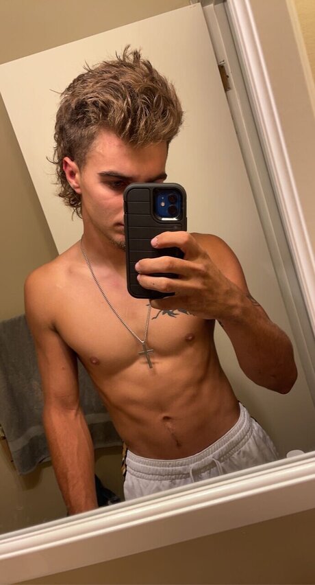 Photo nue de fuite OnlyFans de Trenton