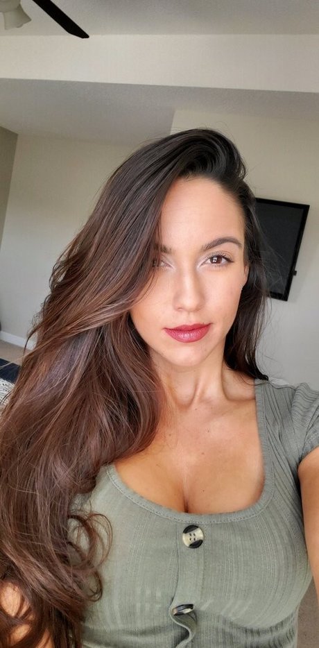 Arianna Marie