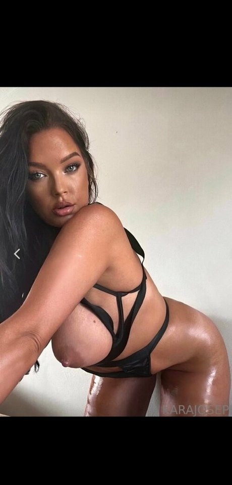 Photo nue de fuite OnlyFans de Kara Joseph