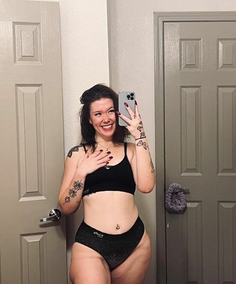 Photo nue de fuite OnlyFans de Lexsaige