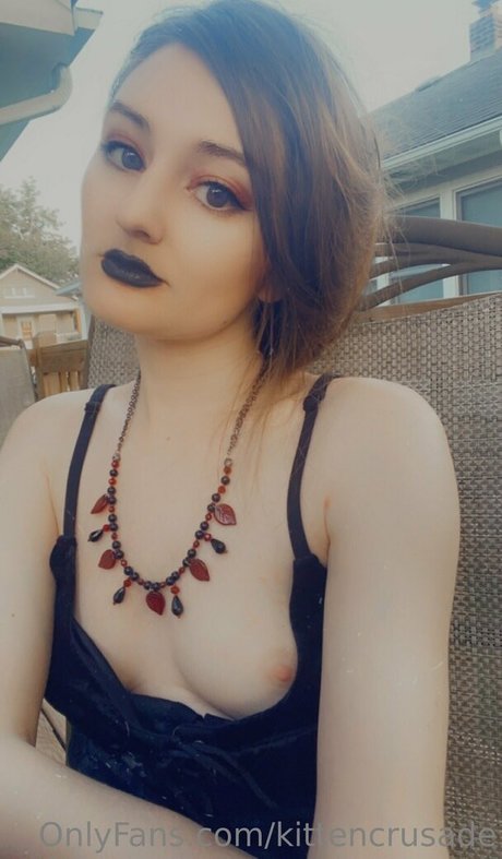 Elaine Arbor