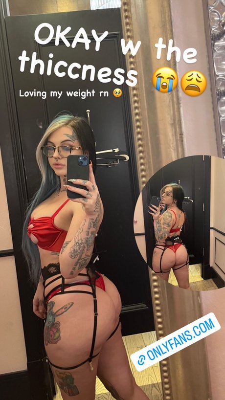 Photo nue de fuite OnlyFans de Baby Goth