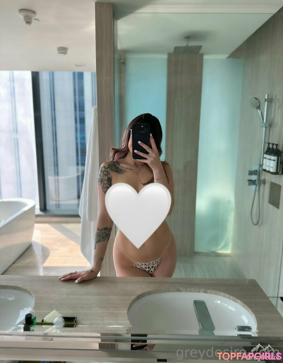 Photo nue de fuite OnlyFans de Grey Desire #1036