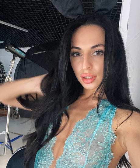 Photo nue de fuite OnlyFans de Kitana Young