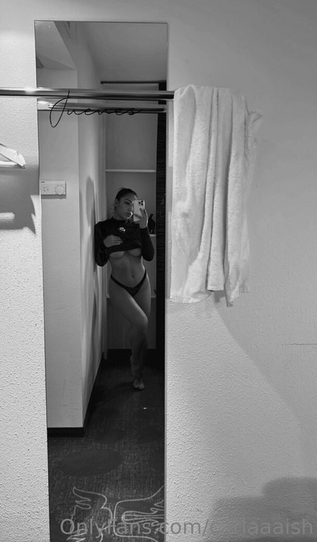 Photo nue de fuite OnlyFans de Carlaaaish