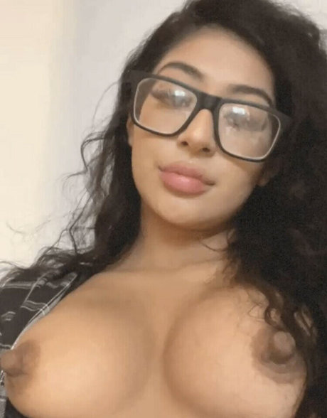 Photo nue de fuite OnlyFans de Binky Beaz