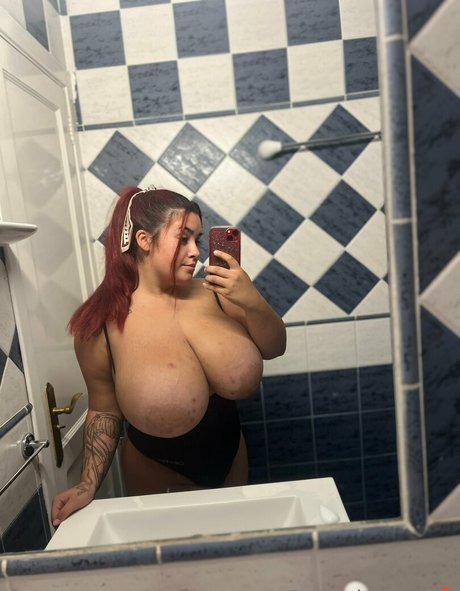 Photo nue de fuite OnlyFans de Rachelglvn